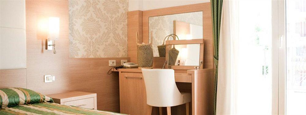 Hotel Michelangelo Bellaria-Igea Marina Dış mekan fotoğraf